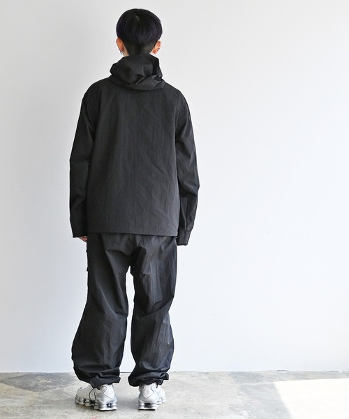 Magine（マージン）の「NoiR ノアール Connect Hooded Jacket/ ナイロン コネクト フーデッドジャケット（マウンテンパーカー・メンズ・ブラック・L/M）」の21枚目の写真
