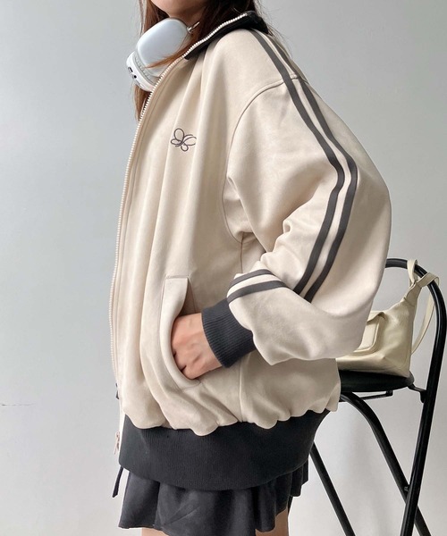 AS KNOW AS plus(アズノゥアズプラス)の「♪スウェード サイドライン Wジップトラックジャケット 【UNISEX ITEM】(ジャージ・レディース・アイボリー/ブラウン/スミクロ/ピンク/ブラウン系/サックスブルー・FREE)」の17枚目の写真