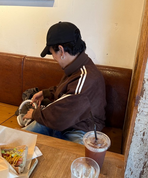 AS KNOW AS plus（アズノゥアズプラス）の「♪スウェード サイドライン Wジップトラックジャケット 【UNISEX ITEM】（ジャージ・レディース・アイボリー/ブラウン/スミクロ/ピンク・FREE）」の22枚目の写真