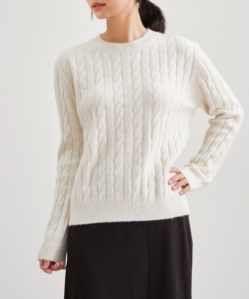Lace Ladies(レースレディース)の「ウール混 クルーネック ケーブル編み ニット プルオーバー(ニット/セーター・レディース・グレー/アイボリー・FREE)」の1枚目の写真