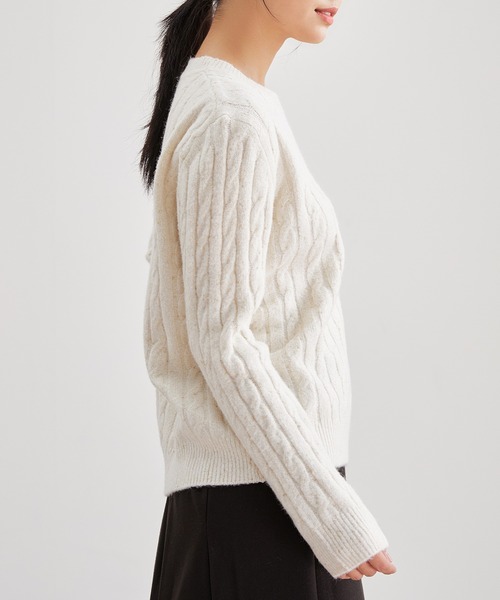Lace Ladies(レースレディース)の「ウール混 クルーネック ケーブル編み ニット プルオーバー(ニット/セーター・レディース・グレー/アイボリー・FREE)」の13枚目の写真