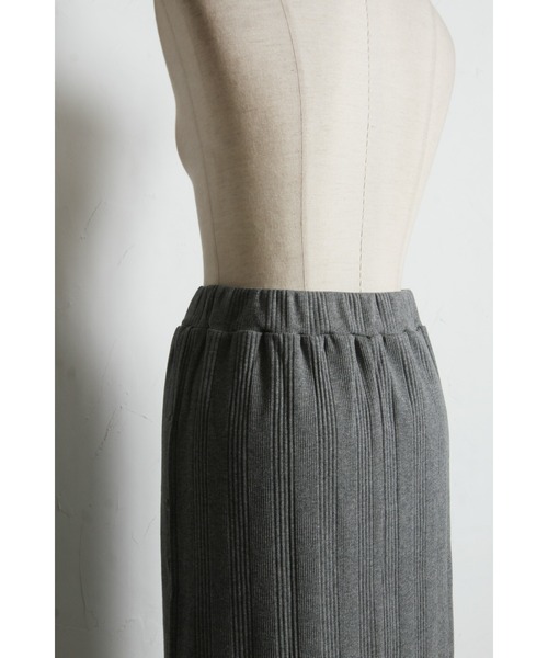 ARVELLIA（アルベリア）の「TWO-TONE SLIT KNIT SKIRT（スカート・レディース・グレー/ブラック・M）」の7枚目の写真