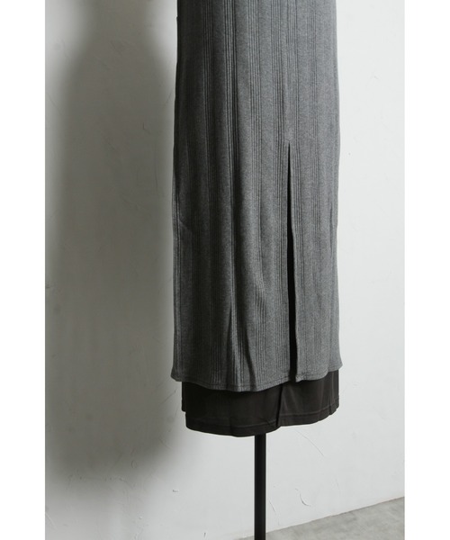 ARVELLIA（アルベリア）の「TWO-TONE SLIT KNIT SKIRT（スカート・レディース・グレー/ブラック・M）」の8枚目の写真