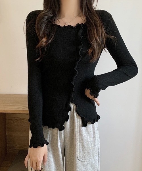 Miniministore(ミニミニストア)の「メロウフリルニット フロントスリット秋服(ニット/セーター・レディース・ホワイト/ベージュ/ブラック・FREE)」の17枚目の写真