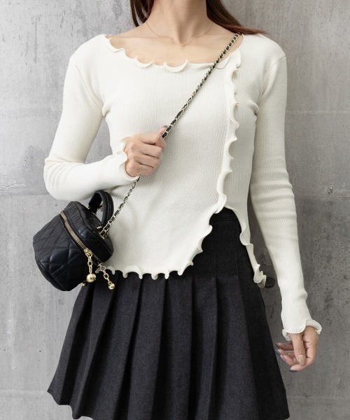 Miniministore(ミニミニストア)の「メロウフリルニット フロントスリット秋服(ニット/セーター・レディース・ホワイト/ベージュ/ブラック・FREE)」の21枚目の写真