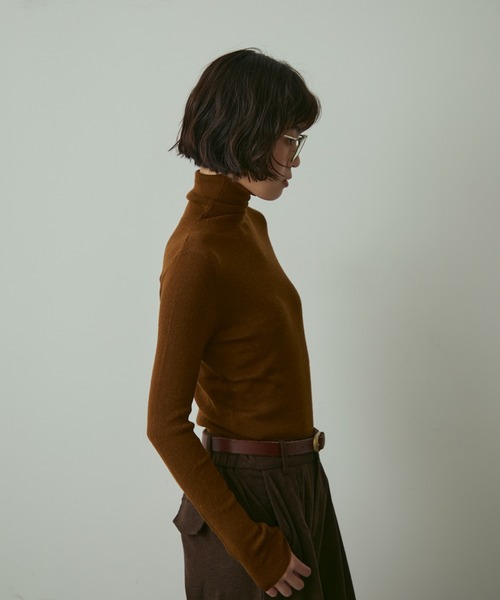 full/fill.（フルフィル）の「turtle neck besic knit / タートルネックベーシックニット（ニット/セーター・レディース・ブラウン/アイボリー/グレー/イエロー/ホワイト/ピンク・FREE）」の15枚目の写真