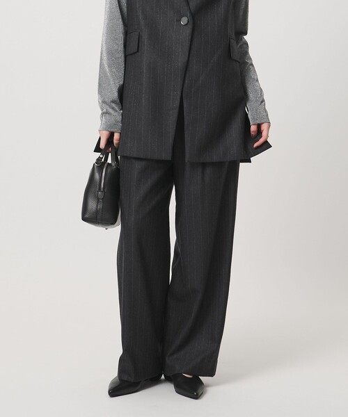 UNITED ARROWS（ユナイテッドアローズ）の「ウール イージー パンツ（その他パンツ・レディース・グレー系/その他9/オフホワイト/ブラック/ライトブルー/その他5・38/36/34）」の9枚目の写真