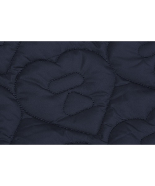 A BATHING APE（アベイシングエイプ）の「QUILTED HEART MONOGRAM TOTE BAG（トートバッグ・レディース・ネイビー/アイボリー/オリーブ・FREE）」の10枚目の写真