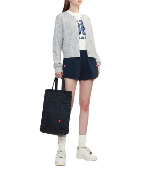 A BATHING APE（アベイシングエイプ）の「QUILTED HEART MONOGRAM TOTE BAG（トートバッグ・レディース・ネイビー/アイボリー/オリーブ・FREE）」の16枚目の写真