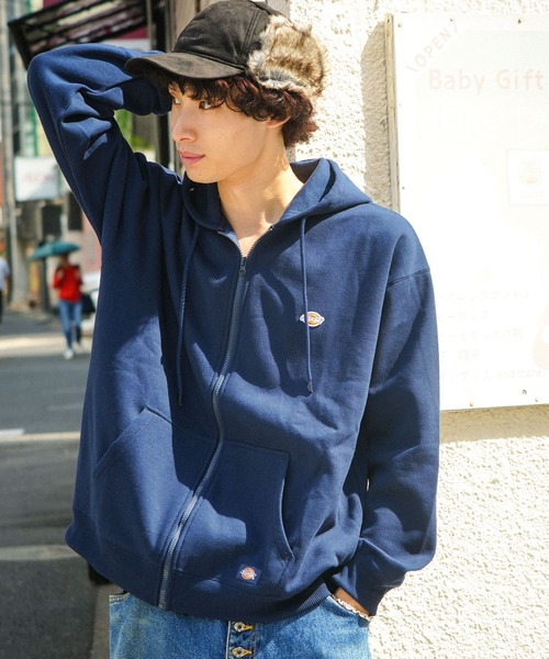 Dickies(ディッキーズ)の「【DICKIES/ディッキーズ】裏起毛 ロゴマークワッペン フルジップパーカー(パーカー・メンズ・ブラック/グレー/ネイビー・LARGE/MEDIUM/X-LARGE)」の3枚目の写真