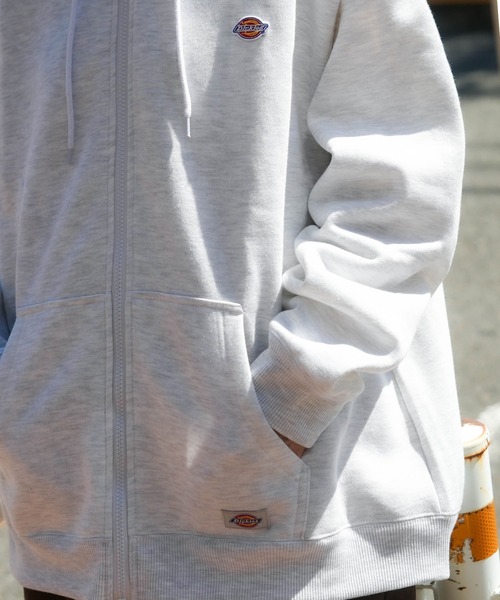 Dickies(ディッキーズ)の「【DICKIES/ディッキーズ】裏起毛 ロゴマークワッペン フルジップパーカー(パーカー・メンズ・ブラック/グレー/ネイビー・LARGE/MEDIUM/X-LARGE)」の12枚目の写真