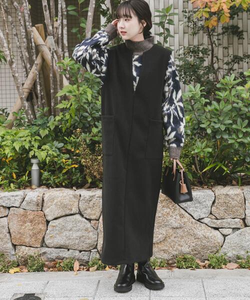 ITEMS URBANRESEARCH（アイテムズ アーバンリサーチ）の「ジャガードニュアンスハイネックニット（ニット/セーター・レディース・ブラウン/ネイビー/ベージュ・FREE）」の4枚目の写真