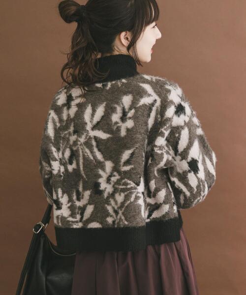 ITEMS URBANRESEARCH（アイテムズ アーバンリサーチ）の「ジャガードニュアンスハイネックニット（ニット/セーター・レディース・ブラウン/ネイビー/ベージュ・FREE）」の11枚目の写真