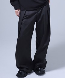 Ruze（ルゼ）の「Double tuck wide slacks / ダブルタック ワイドスラックス（スラックス）」