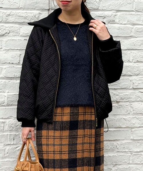 MICO COULIER（ミコクリエ）の「エンボスキルトジャケット（ブルゾン・レディース・ブラック/オフホワイト・38）」の16枚目の写真