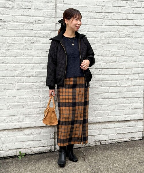 MICO COULIER（ミコクリエ）の「エンボスキルトジャケット（ブルゾン・レディース・ブラック/オフホワイト・38）」の17枚目の写真