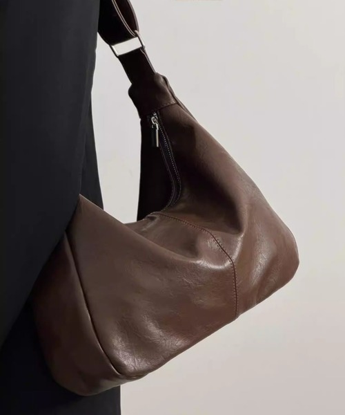yuue' ( wear )(ユーイ)の「2WAYフェイクレザーショルダーバッグ(ショルダーバッグ・レディース・ダークブラウン/ブラック・FREE)」の16枚目の写真