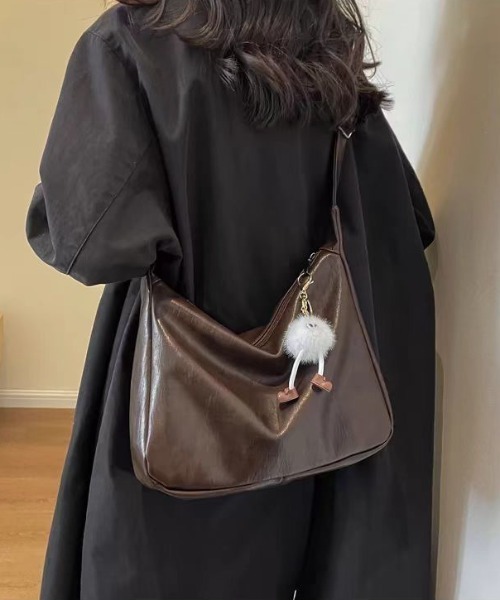 yuue' ( wear )(ユーイ)の「2WAYフェイクレザーショルダーバッグ(ショルダーバッグ・レディース・ダークブラウン/ブラック・FREE)」の17枚目の写真