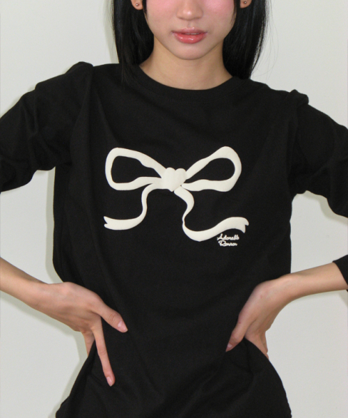 RONRON(ロンロン)の「EMBO HEART RIBBON BASIC FIT LONG SLEEVE BLACK(Tシャツ/カットソー・レディース・その他・FREE)」の2枚目の写真