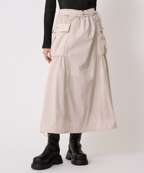 UNITED TOKYO（ユナイテッドトウキョウ）の「ドロストバルーンスカート｜ウォッシャブル/撥水/春服（スカート・レディース・アイボリー/ブラック/グレー・1/2）」の3枚目の写真