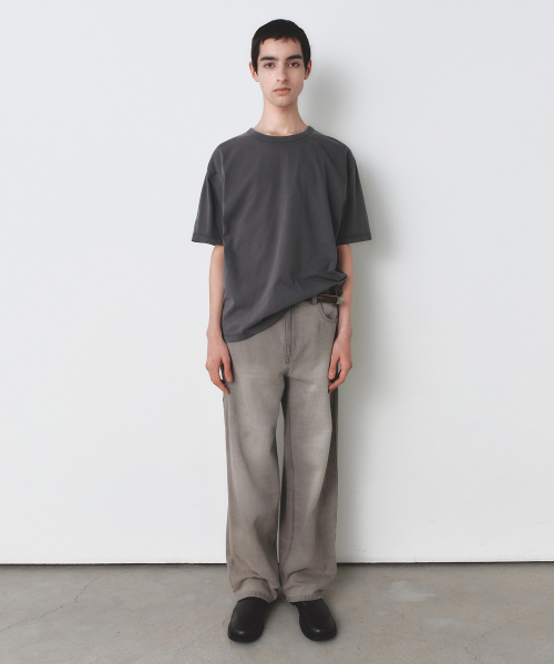 INSILENCE（インサイロンス）の「バックプリントシンボルTシャツ DIM GREY（Tシャツ/カットソー・レディース・その他・SMALL/MEDIUM/LARGE）」の2枚目の写真