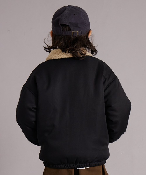 PAIRMANON STREET（ペアマノンストリート）の「中わた ボア襟 ジャケット【PAIRMANON STREET】（ブルゾン・キッズ・ブラック/カーキ/ネイビー・100/110/120/130/140/150/160/90）」の14枚目の写真