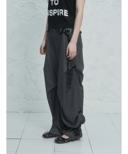 SETUP-EXE(セットアップイーエックスイー)の「RIBBON STRIPE SLACKS / CHARCOAL(スラックス・レディース・その他・SMALL/MEDIUM)」の1枚目の写真