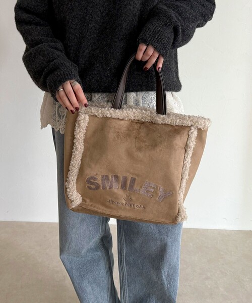 fredy emue（フレディエミュ）の「SMILEYエコファームートントートバッグ（ショルダーバッグ・レディース・キャメル/アイボリー・FREE）」の6枚目の写真