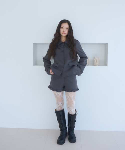 Smyeon(スミョン)の「Frill compact jacket/フリルデザインコンパクトジャケット(その他アウター・レディース・ブラック/チャコールグレー・FREE)」の14枚目の写真