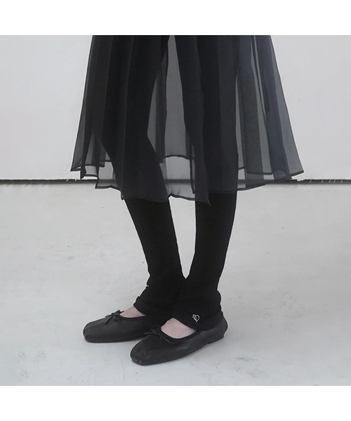 Vivacious（ビバシャス）の「Claire Bootscut Knit Pants - 4COL（その他パンツ・レディース・アイボリー/チャコール/ベージュ/ブラック・FREE）」の3枚目の写真
