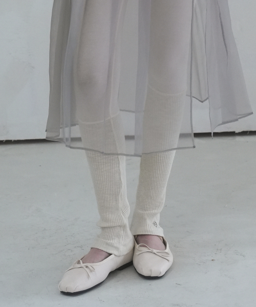 Vivacious（ビバシャス）の「Claire Bootscut Knit Pants - 4COL（その他パンツ・レディース・アイボリー/チャコール/ベージュ/ブラック・FREE）」の5枚目の写真