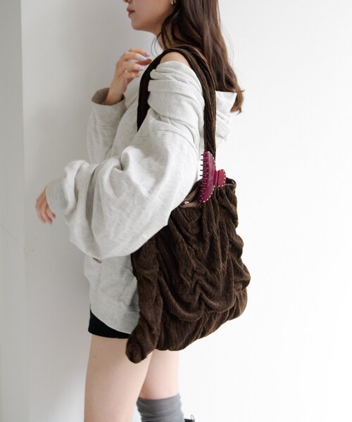 Kastane（カスタネ）の「【fiw.】スタッズヘアバンスクリップ（バレッタ/ヘアクリップ・レディース・ブラック/バーガンディー/ブラウン・FREE）」の10枚目の写真