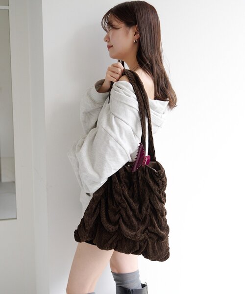 Kastane（カスタネ）の「【fiw.】スタッズヘアバンスクリップ（バレッタ/ヘアクリップ・レディース・ブラック/バーガンディー/ブラウン・FREE）」の12枚目の写真