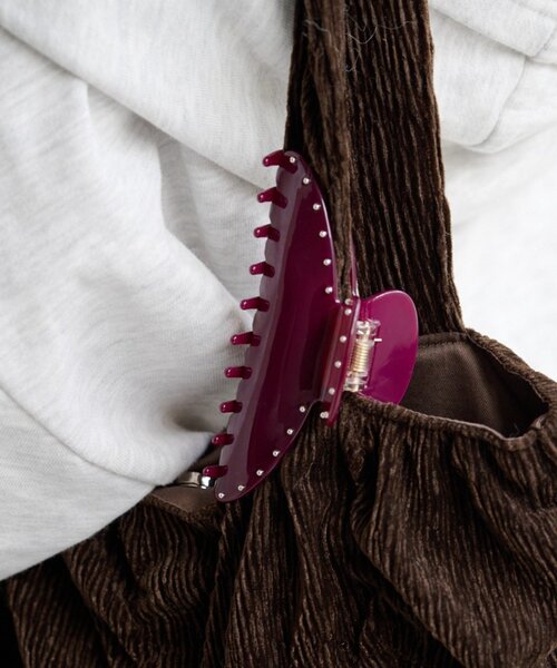 Kastane（カスタネ）の「【fiw.】スタッズヘアバンスクリップ（バレッタ/ヘアクリップ・レディース・ブラック/バーガンディー/ブラウン・FREE）」の14枚目の写真