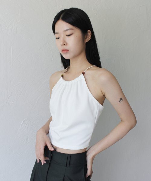 RUBATI(ルバティ)の「Halterneck Wooden Beads Top (IVORY)(Tシャツ/カットソー・レディース・その他・size2/size1)」の3枚目の写真