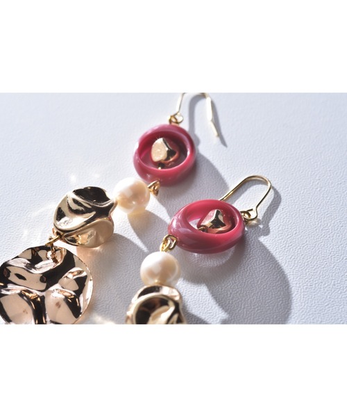 tone（トーン）の「【Astyle】goldplateステンレスピアス(MA)（ピアス（両耳用）・レディース・ゴールド・FREE）」の2枚目の写真