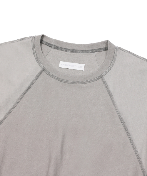 EPISODE UNTITLED（エピソードアンタイトルド）の「POINT STITCH IN&OUT PIGMENT T-SHIRT_GREY（Tシャツ/カットソー・レディース・その他・2/3）」の3枚目の写真