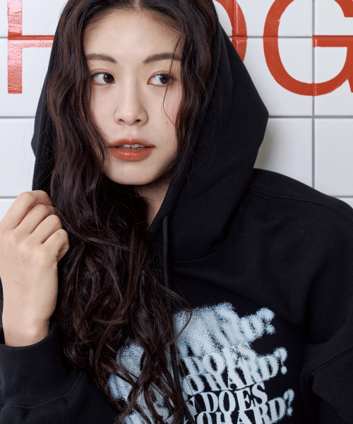 WILDROCK(ワイルドロック)の「フェイドレタリングフードパーカー_ブラック(パーカー・レディース・その他・MEDIUM/LARGE/SMALL)」の3枚目の写真