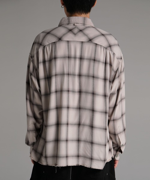 DELUXE（デラックス）の「UNCONTROL（シャツ/ブラウス・メンズ・グレー/グリーン・LARGE/MEDIUM/SMALL）」の4枚目の写真