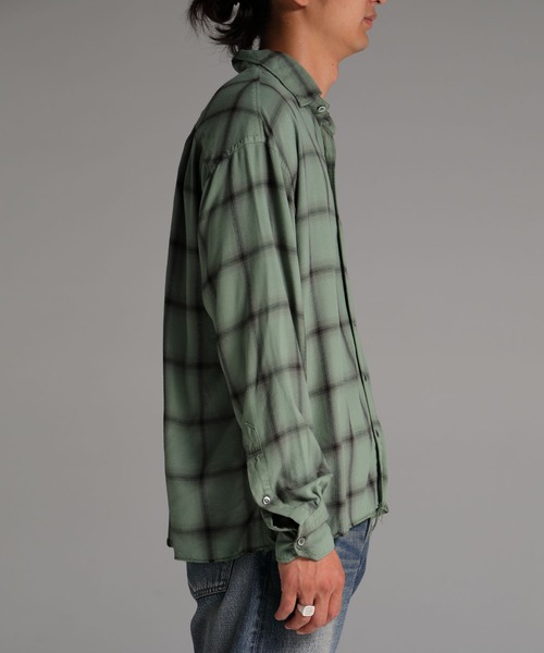 DELUXE（デラックス）の「UNCONTROL（シャツ/ブラウス・メンズ・グレー/グリーン・LARGE/MEDIUM/SMALL）」の8枚目の写真