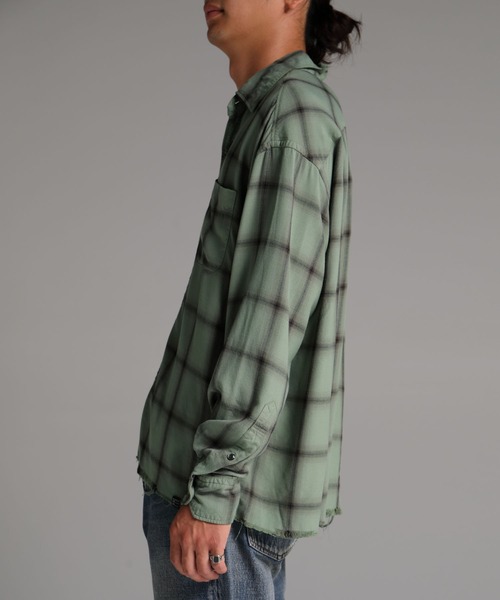 DELUXE（デラックス）の「UNCONTROL（シャツ/ブラウス・メンズ・グレー/グリーン・LARGE/MEDIUM/SMALL）」の6枚目の写真