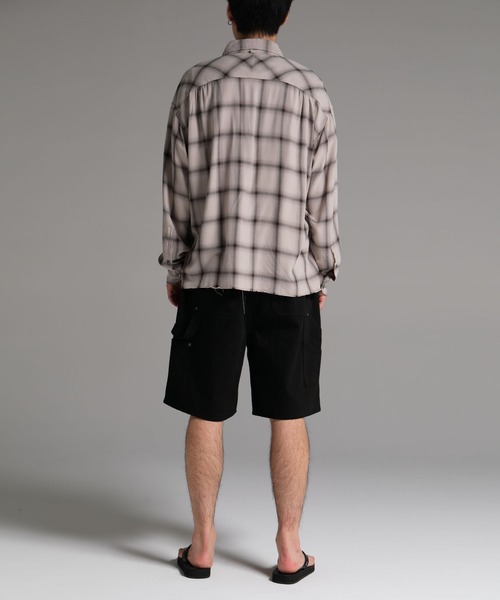 DELUXE（デラックス）の「UNCONTROL（シャツ/ブラウス・メンズ・グレー/グリーン・LARGE/MEDIUM/SMALL）」の11枚目の写真