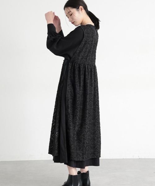 studio CLIP（スタディオクリップ）の「《natural by clip》ダブルフロントカットジャガードベストワンピース（ベスト・レディース・アイボリー/ブラック・FREE）」の4枚目の写真