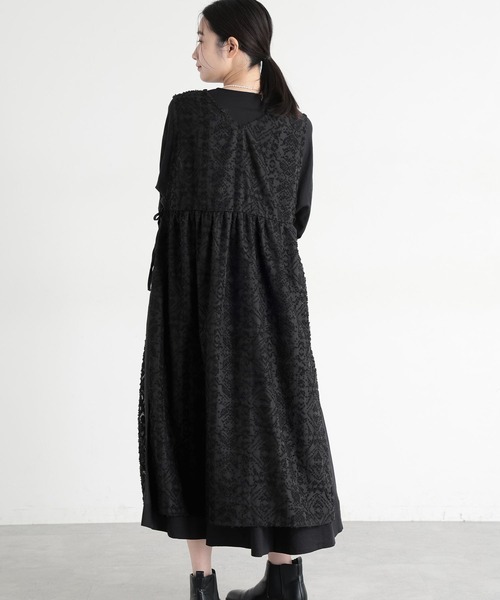 studio CLIP（スタディオクリップ）の「《natural by clip》ダブルフロントカットジャガードベストワンピース（ベスト・レディース・アイボリー/ブラック・FREE）」の5枚目の写真