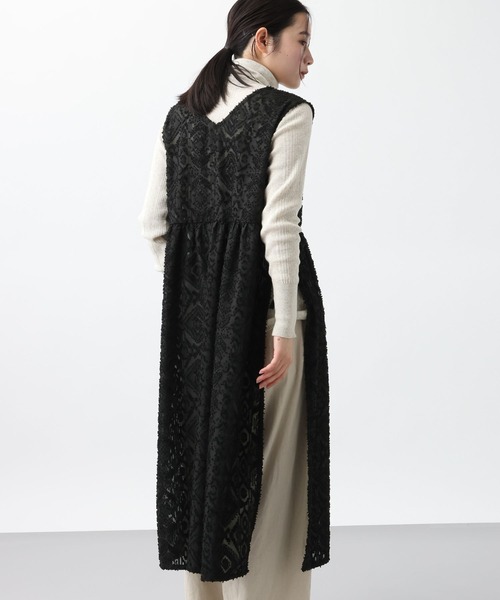 studio CLIP（スタディオクリップ）の「《natural by clip》ダブルフロントカットジャガードベストワンピース（ベスト・レディース・アイボリー/ブラック・FREE）」の11枚目の写真