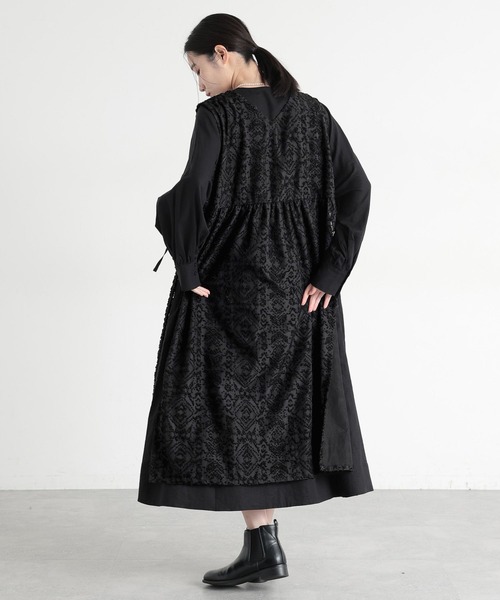 studio CLIP（スタディオクリップ）の「《natural by clip》ダブルフロントカットジャガードベストワンピース（ベスト・レディース・アイボリー/ブラック・FREE）」の15枚目の写真