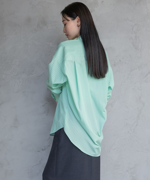 A part by（アパートバイ）の「ストライプBIGシャツ（シャツ/ブラウス・レディース・オフホワイト/ライトグリーン/ライトイエロー・FREE）」の21枚目の写真