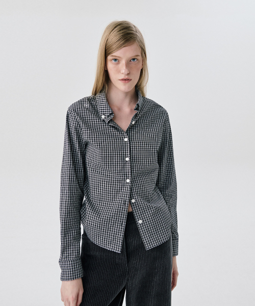 WNDERKAMMER（ブンダーカンマー）の「25 レギュラーフィットシャツ_ブラック（シャツ/ブラウス・レディース・その他・S/M）」の2枚目の写真