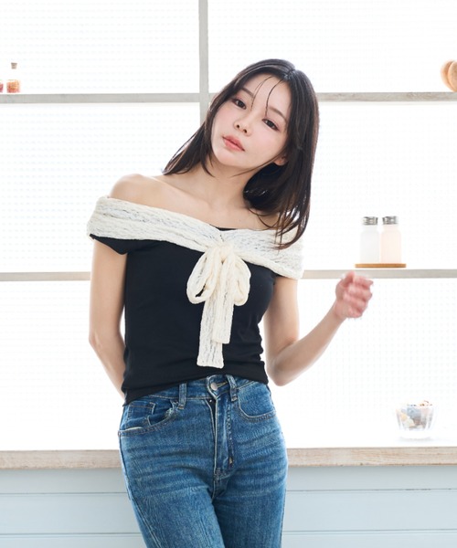 Lallana(ララーナ)の「Lace Off-Shoulder Ribbon Top/レースオフショルダーリボントップス(Tシャツ/カットソー・レディース・ネイビー/ブラック・FREE)」の6枚目の写真