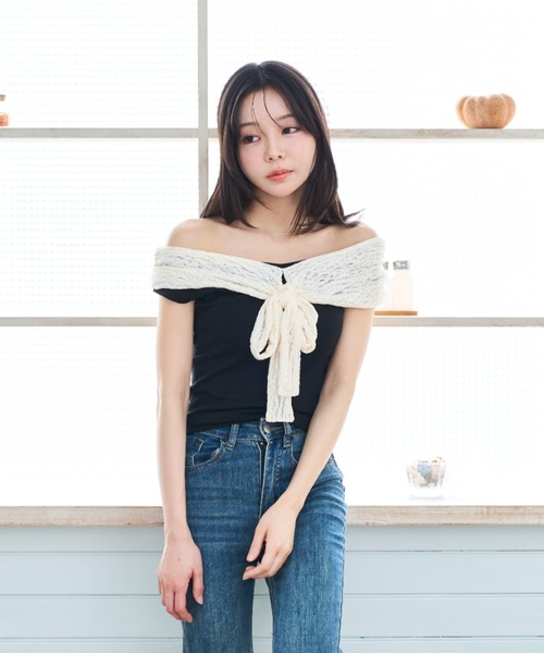 Lallana(ララーナ)の「Lace Off-Shoulder Ribbon Top/レースオフショルダーリボントップス(Tシャツ/カットソー・レディース・ネイビー/ブラック・FREE)」の3枚目の写真
